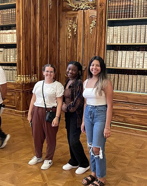 prague library student visit