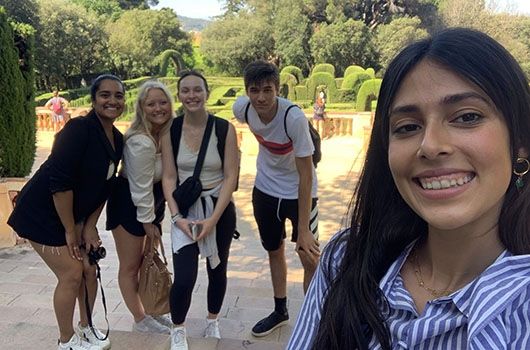 study abroad students in barcleona during the summer on a walk