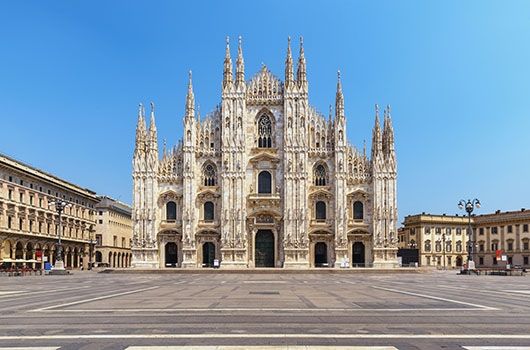 milan italy city center famous church