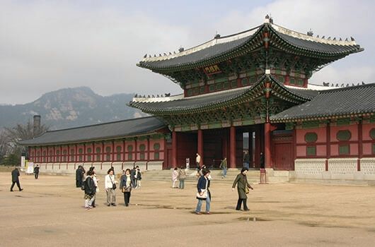 seoul ancient temple in the city