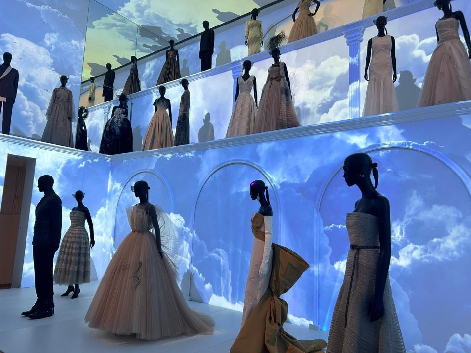 Dior Gallery