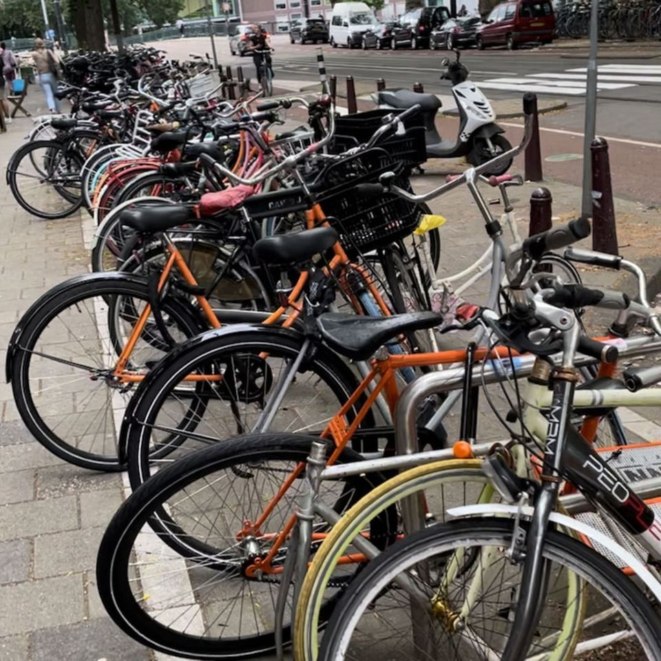 amsterdam bikes