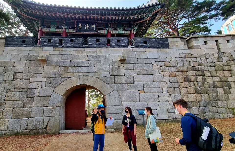 city wall seoul gate