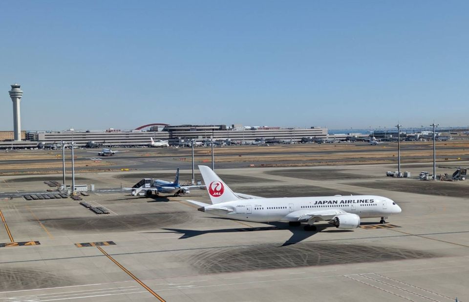 tokyo japan plane