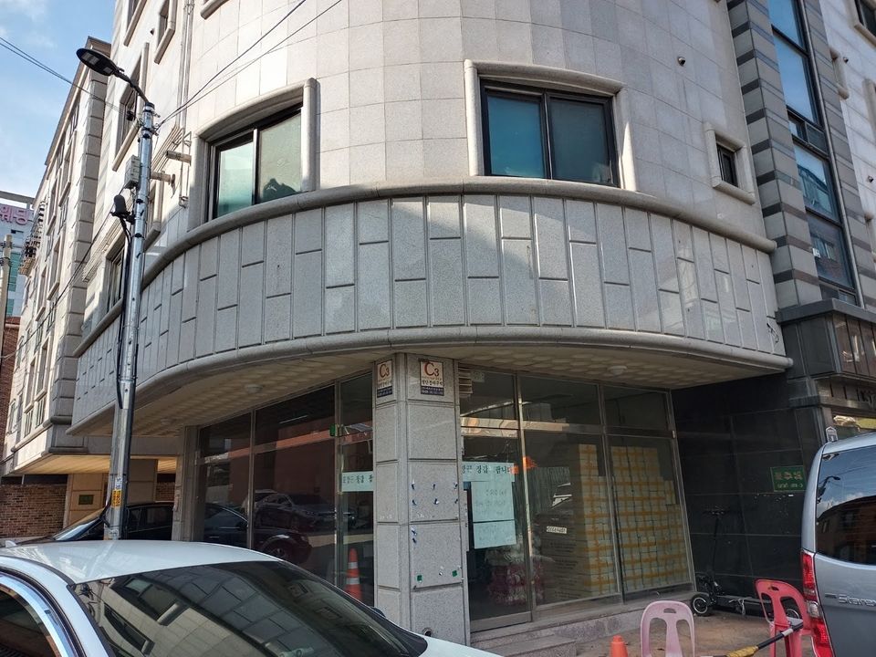Suwon Villa
