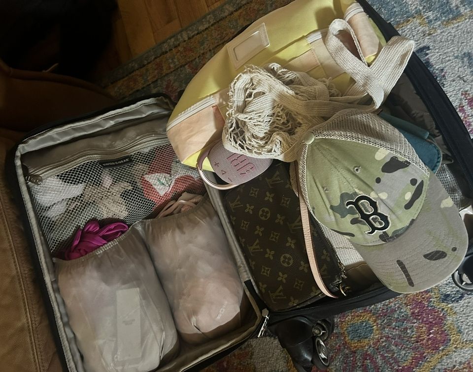 suitcase 