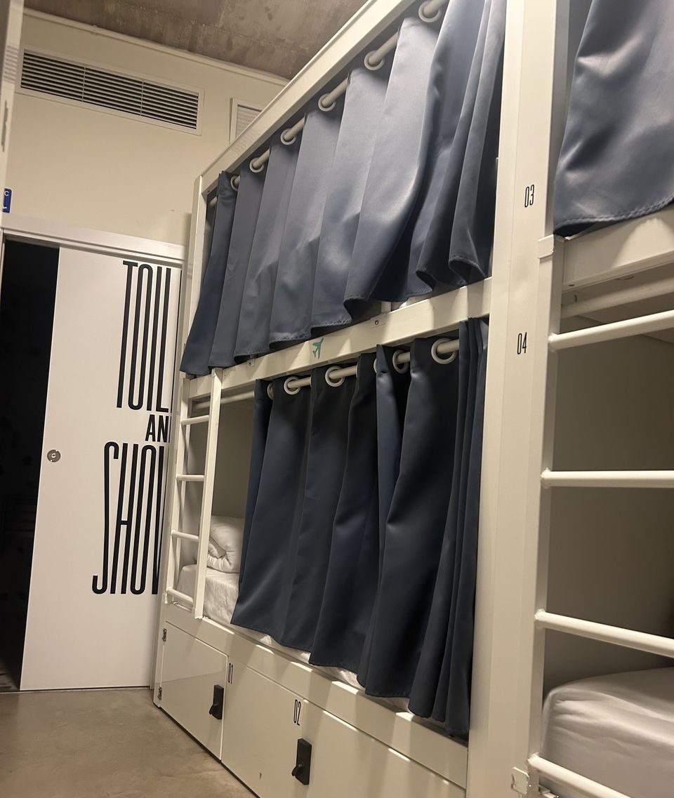 Hostelfly