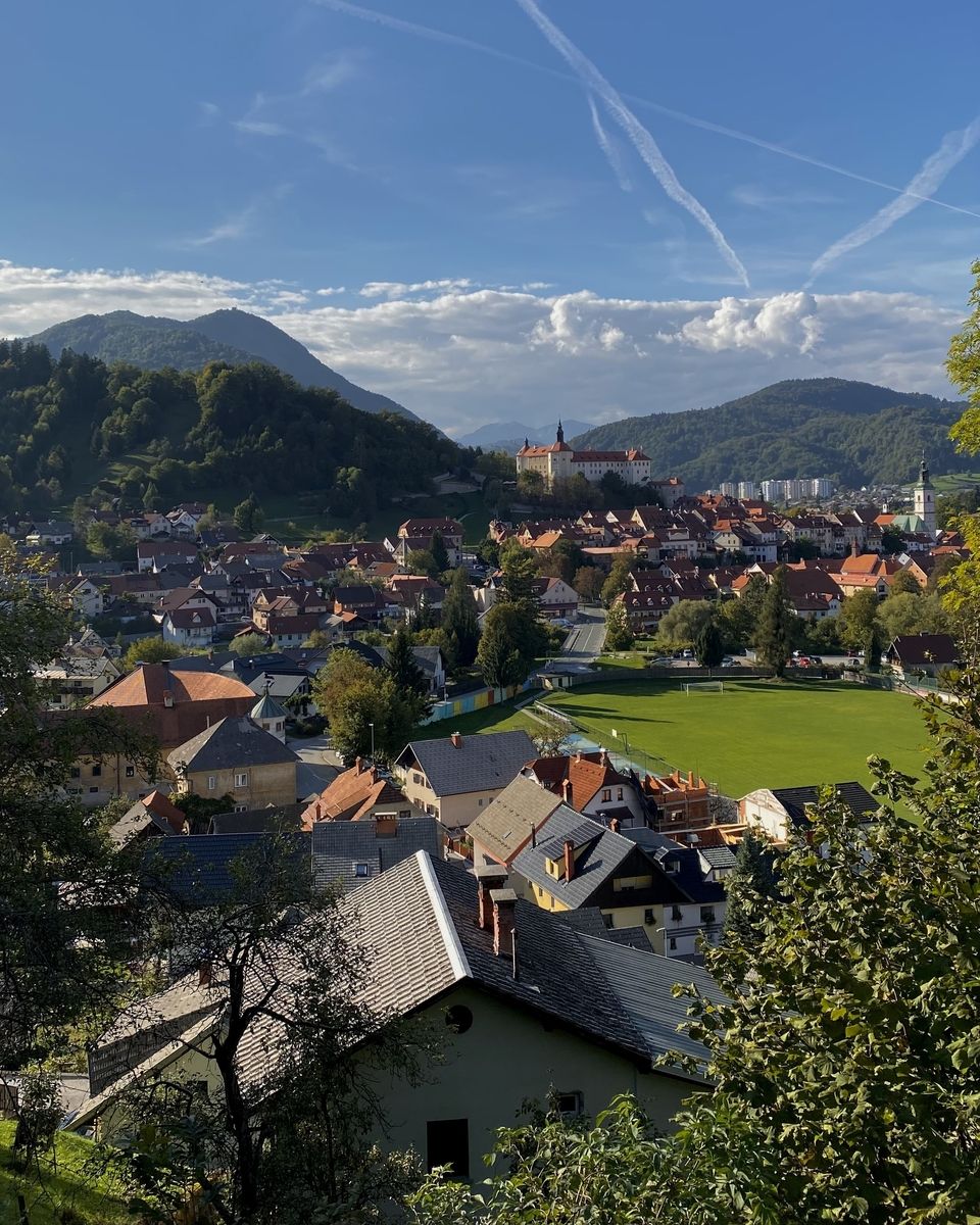 Skofia Loka Slovenia Jet Trails
