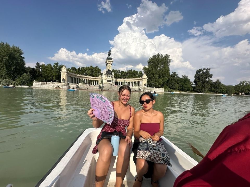 Retiro Pond