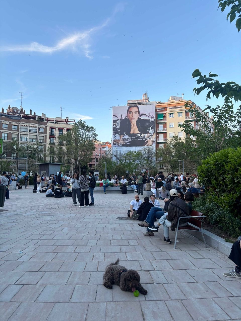 Plaza Olavide during the apagón.