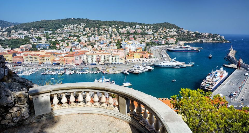 nice-harbor-view-classical-architecture